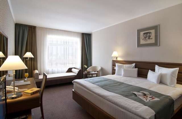 Отель Ramada Hotel Cluj Клуж-Напока-49